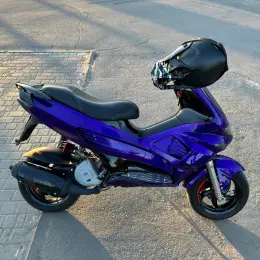 Скутер Gilera Runner 180 2t