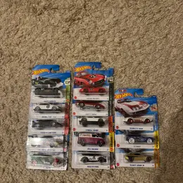 Коллекционные машинки Hot Wheels