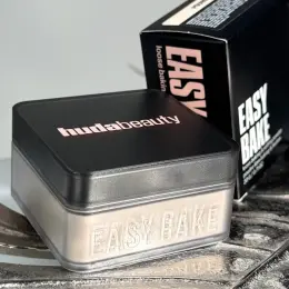 Huda Beauty Easy Bake Blurring Loose Baking & Setting Powder, оттенок Pound Cake, 20 г