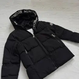 Куртка Moncler для детей 4-6 лет