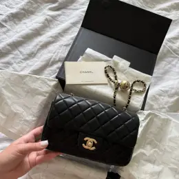 Сумка Chanel шкіряна чорна