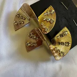 BCBG серьги с кристаллами