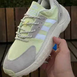 Кросівки Adidas ZX22 BOOST