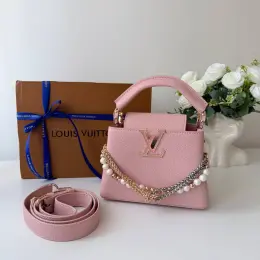 Louis Vuitton Cappucines розовая натуральная кожа