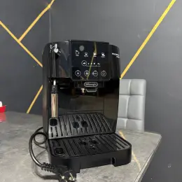 De'Longhi Magnifica S Кавомашина