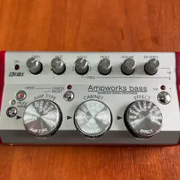 Процесор для бас-гітари Korg Ampworks Bass