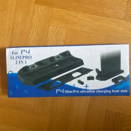 Вертикальна підставка DOBE для PlayStation 4 Slim/Pro з охолодженням та зарядкою