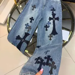 Джинси з принтом хрестів