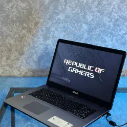 Ноутбук ASUS VivoBook 17 X705BA / Intel Core i3-5005U / 4GB RAM / SSD 240GB / 17.3” / Radeon R5