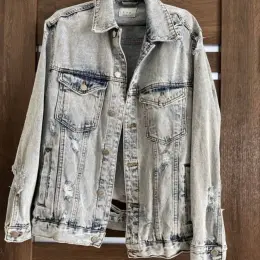 Чоловіча джинсівка Bershka світла S