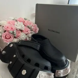 Крокси Balenciaga