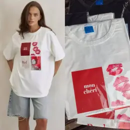 Футболка жіноча "mon chéri" в стилі streetwear, чорна/біла