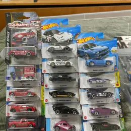 Коллекционные модели автомобилей Majorette и Hot Wheels 1:64