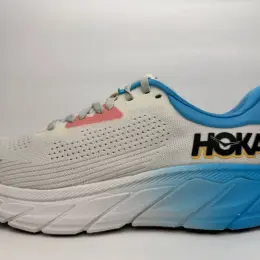 Hoka Arahi 7 кроссовки мужские размер 40
