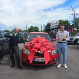 Skoda Fabia 2008 1.6 л Бензин Автомат Передній Привід Червоний