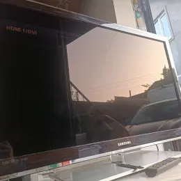 Телевізор Samsung 40 дюймів