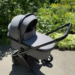 Дитяча коляска Carrello Ultimo 2 в 1 + прогулянкова коляска Lorelli FRESH