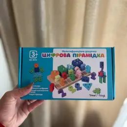 Деревянная развивающая игрушка "Цифровая пирамидка" от Tree Toys