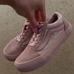 Рожеві кросівки Vans Old Skool розмір 30