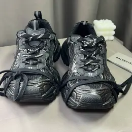 Кросівки Balenciaga 3XL чорні розмір 37