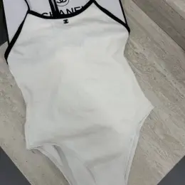 Купальник Chanel білий