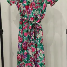 Lilie Rose Платье женское S-M