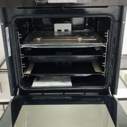 Духова шафа Hisense BSA65226AB нова