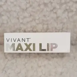 Бальзам для губ VIVANT MaxiLip Lip Plumper з plump-ефектом
