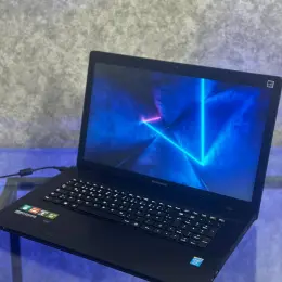 Ноутбук Lenovo G710 / i3-4000M / 8GB RAM / HDD 1000GB / 17.3” / Intel HD 4600