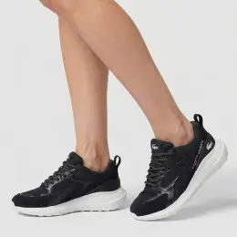 Женские кроссовки Lacoste L003 Evo