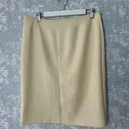 Chanel botique skirt vintage