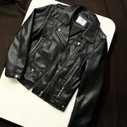Косуха екошкіра ZARA 140 розмір