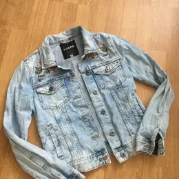 Джинсовий піджак Cropp XS