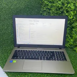 Ноутбук Asus 15.6" Pentium N4200, 4GB RAM, 120GB SSD, GeForce 810M 2GB