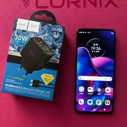 Motorola Edge (2022) XT2205-1 8/128GB 6.6" OLED 144Hz 50MP NFC АКБ 5000mAh