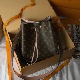Louis Vuitton сумка-відро з натуральної шкіри та канви
