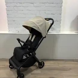 Прогулянкова коляска Carrello Atom S Ceramic Beige