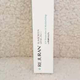 Сонцезахисний крем Rejuran SPF50