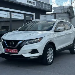 Nissan Rogue Sport 2020 Бензин 2.0л Автомат Передній привід Білий