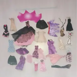 Одяг для ляльок Monster High (сукні, спідниці, топи)