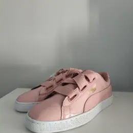 Кросівки Puma лаковані рожеві 40.5 р