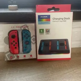 Джойкони та зарядна станція для Nintendo Switch