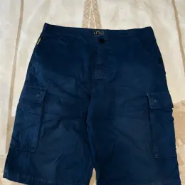 Armani Jeans cargo shorts, размер 33