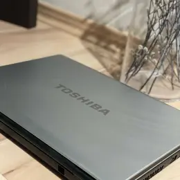 Ноутбук Toshiba