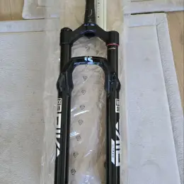 Rock Shox Pike Ultimate 27.5 передня вилка 120 мм ходу