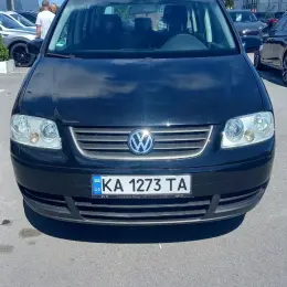 Volkswagen Touran 2005 1.6 Бензин Чорний