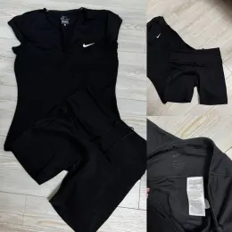 Комплект спортивний Nike жіночий чорний розмір M