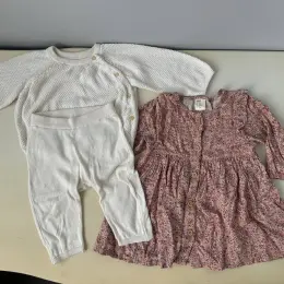 Набір одягу для дівчинки H&M: костюм та плаття 68 см