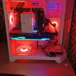 Игровой ПК: AMD Ryzen 7 7800X3D, RTX 3080 Ti 12GB, 32GB RAM, 2x8TB HDD, MSI 200Hz