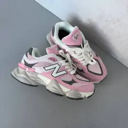 Кросівки New Balance 9060 Pink Granite